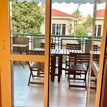 Casa Ginestra Mare Apartment Bordighera