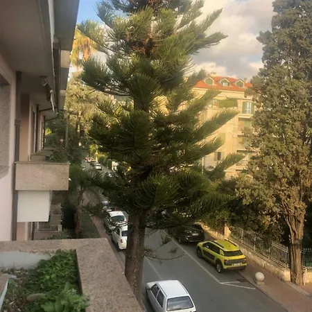 Casa Ginestra Mare Apartment *