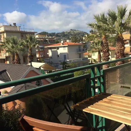 Casa Ginestra Mare Bordighera