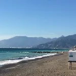 Casa Ginestra Mare * Bordighera