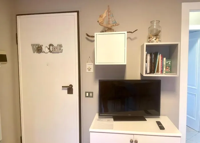 Casa Ginestra Mare * Bordighera